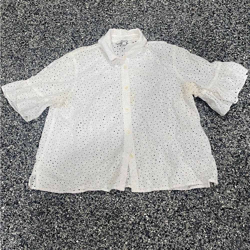 Madewell White Laced Button Up Top ⭐️